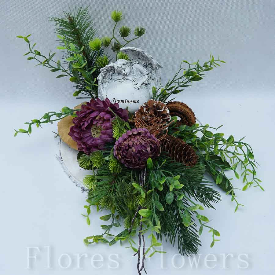 Dekorácia na drevenej podložke s anjelom, 27x18cm, fialová