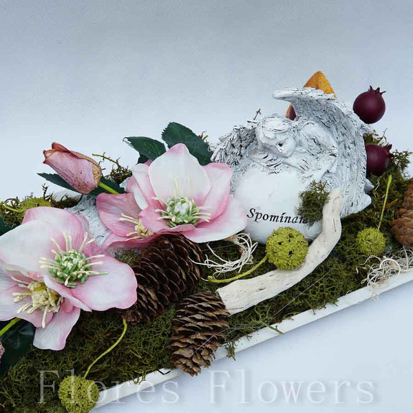 Dekorácia na drevenej podložke s anjelom 39x19cm