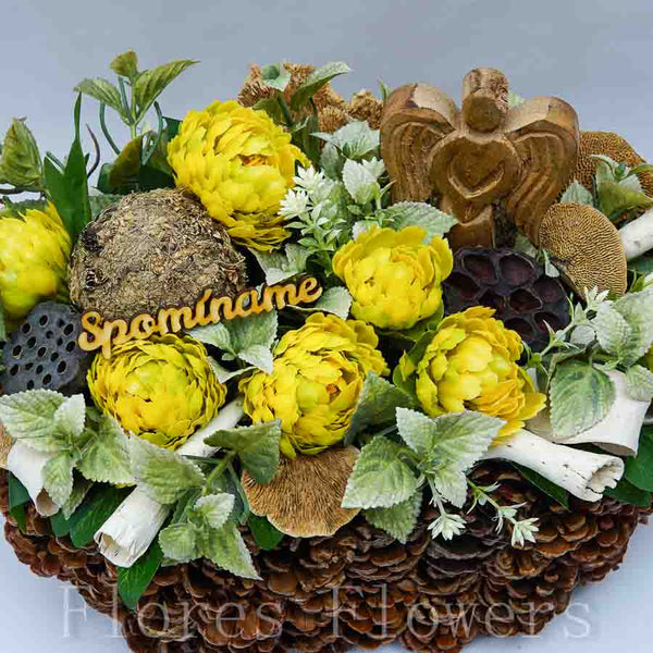 Dekorácia v šiškovom obale, 40x25x25cm. žltá