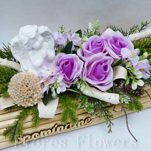 Dekorácia v drevenom obale s anjelom, 40x20x20cm fialová