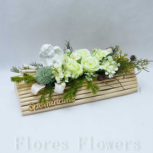 Dekorácia v drevenom obale s anjelom, 40x20x20cm , zelená