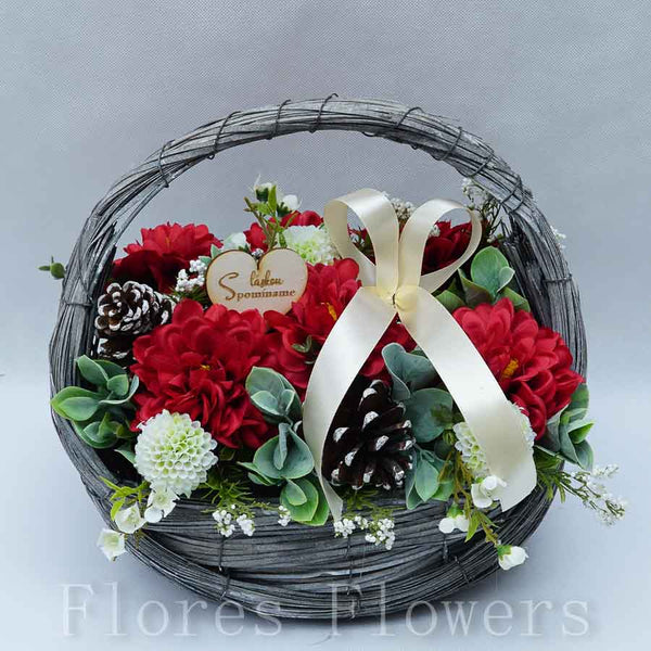 Dekorácia v prútenom košíku, 35x30x25cm, červenmá