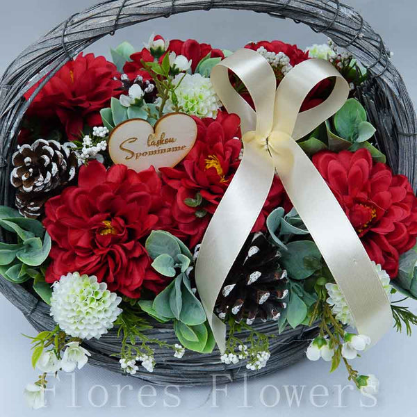 Dekorácia v prútenom košíku, 35x30x25cm, červenmá