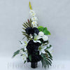 Zaťažená ikebana na vsunutie do vázy /spodok 5x15cm/, 45x25cm, krémovo-čierna