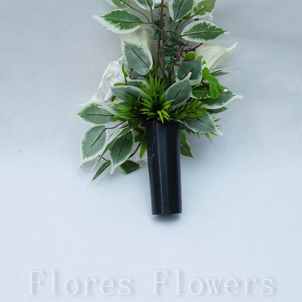 Zaťažená ikebana na vsunutie do vázy /spodok 5x15cm/, 45x25cm, krémová