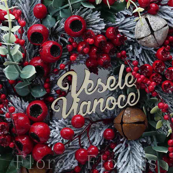 Vianočný venček bielo-červený s rolničkami, 30cm