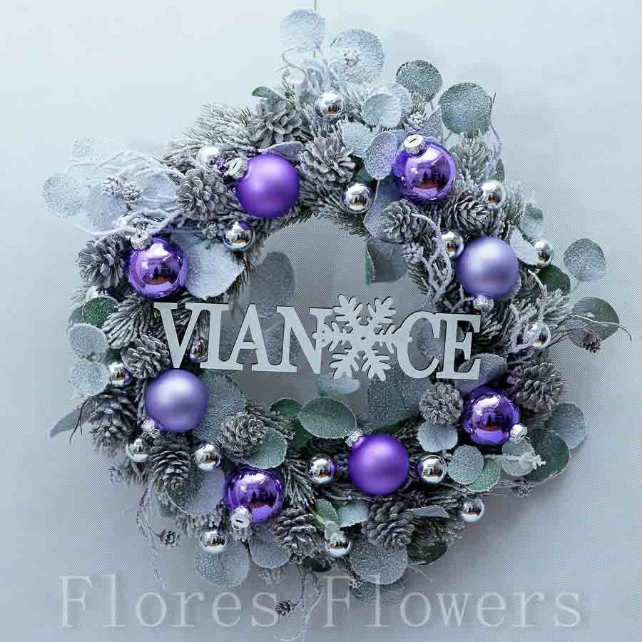 Vianočný venček bielo-fialový, 50cm